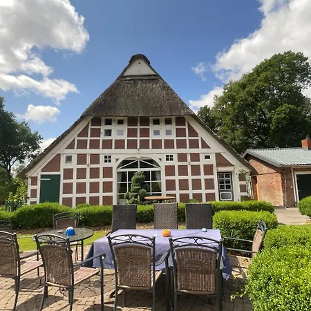 Altes Landhaus Oste, Appartement- Hotel Mit Kamin, Sommer Pool 아파트